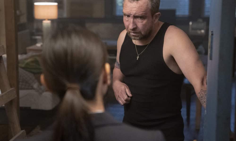 Teresa Lim as Agent Ange Howe and Eddie Marsan as Terry Donovan in RAY DONOVAN (Season 6, Episode 11, "Never Gonna Give You Up"). - Photo Credit: Mark Schafer/SHOWTIME - Photo ID: RAYDONOVAN_611_577.R.JPG