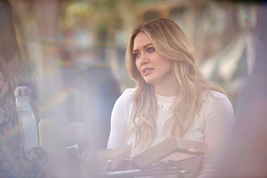 Younger Season 6 Episode 7 "Friends with Benefits" - Pictured: Hilary Duff as Kelsey Peters - Photo Credit: TV Land