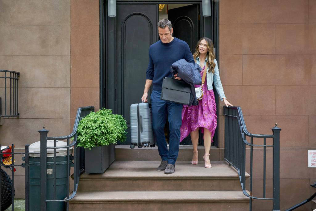 Younger recap - Season 6 Episode 10 "It's All About the Money, Honey" - Pictured from left to right: Peter Hermann as Charles Brooks and Sutton Foster as Liza Miller - Photo Credit: TV Land