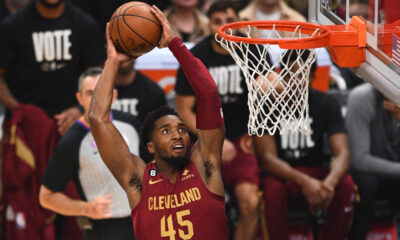 LOS ANGELES, CA - NOVEMBER 07: Cleveland Cavaliers Guard Donovan Mitchell (45) goes up for a dunk during a NBA game between the Cleveland Cavaliers and the Los Angeles Clippers on November 7, 2022 at Crypto.com Arena in Los Angeles, CA. (Photo by Brian Rothmuller/Icon Sportswire)