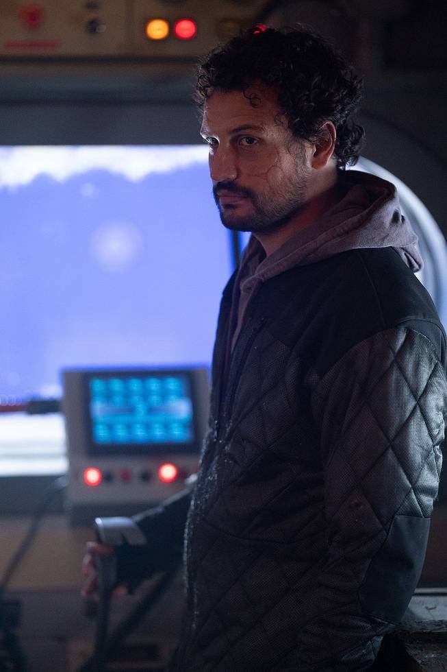 Roberto Urbina - Snowpiercer (Season 4, Episode 10). Photo Credit: David Bukach/AMC