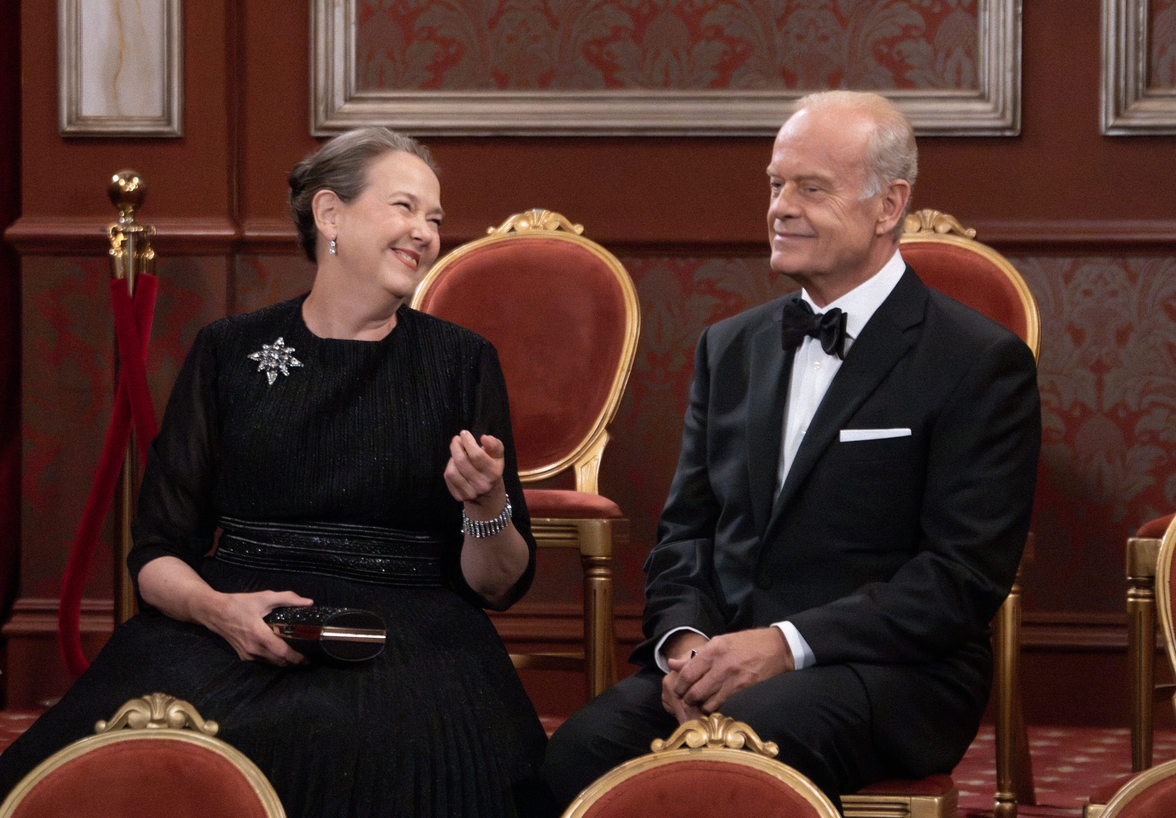 Harriet Sansom Harris as Bebe and Kelsey Grammer as Frasier in Frasier, episode 5, season 2 streaming on Paramount+, 2024. Photo credit: Chris Haston/Paramount+