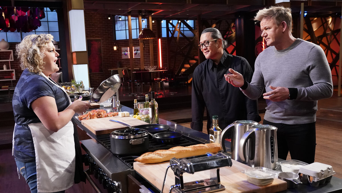 MASTERCHEF: L-R: Contestant Renee with special guest Chef Masaharu Morimoto and host/chef Gordon Ramsay in the “King of the Crabs” episode of MASTERCHEF airing Wednesday, July 24 (8:00-9:00 PM ET/PT) on FOX. © FOX MEDIA LLC. CR: Greg Gayne/ FOX.